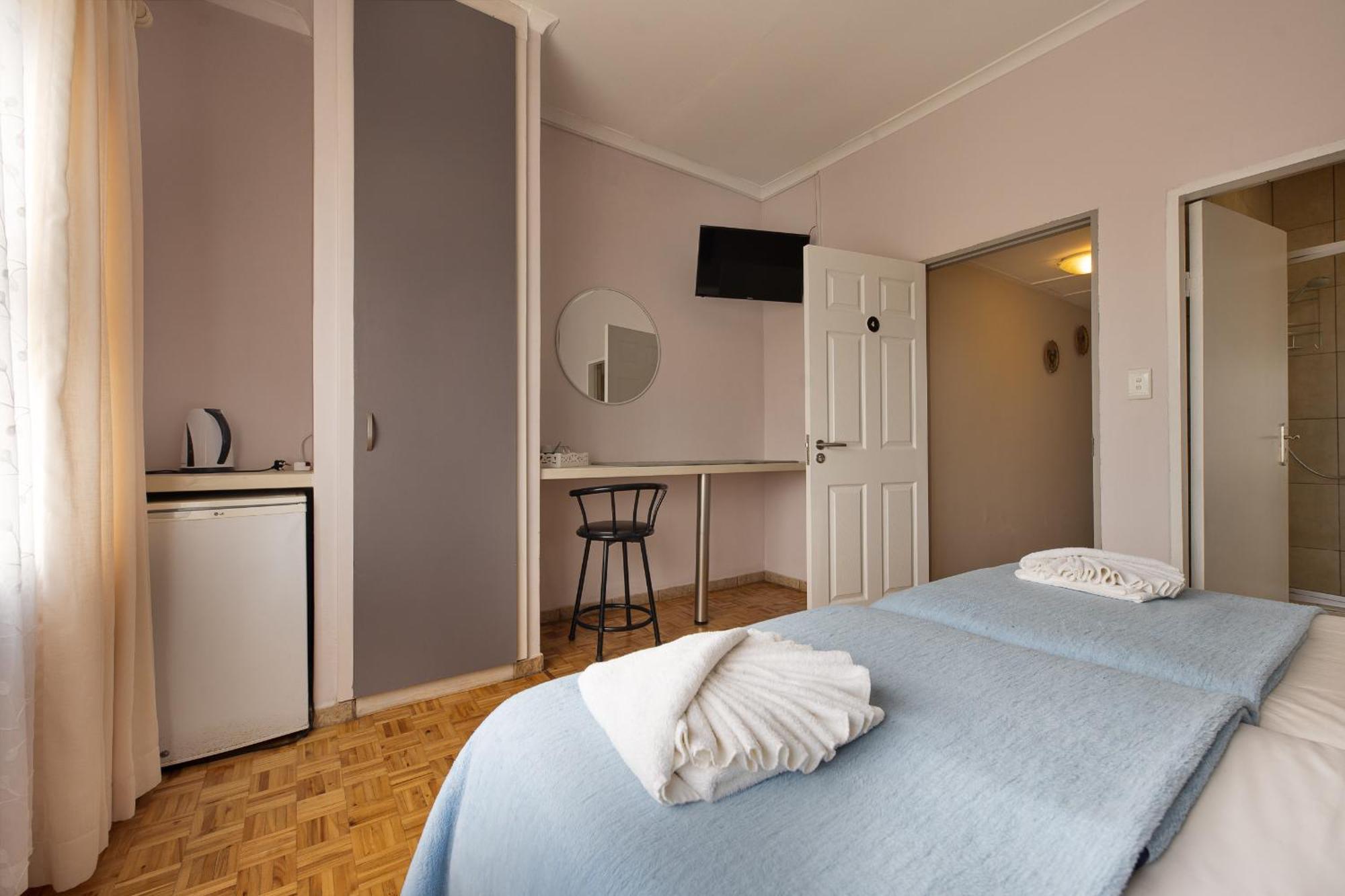 Guesthouse Fischreiher B&B Swakopmund Εξωτερικό φωτογραφία